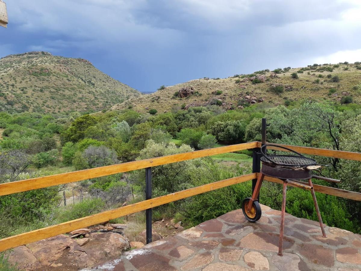 Vrede Fountain House Farm Stay Graaff-Reinet Екстериор снимка
